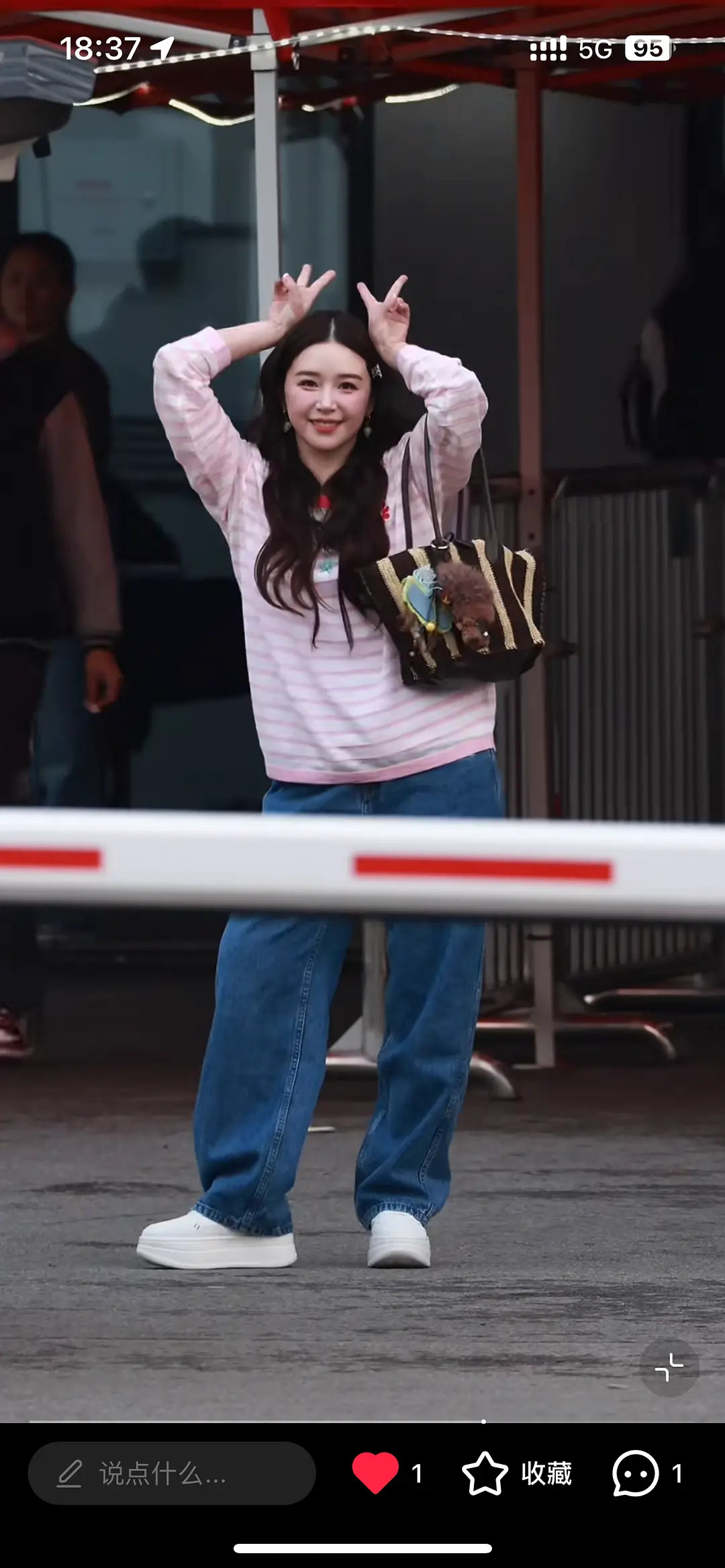 阚清子状态还挺好的，都能经得住这么怼脸拍