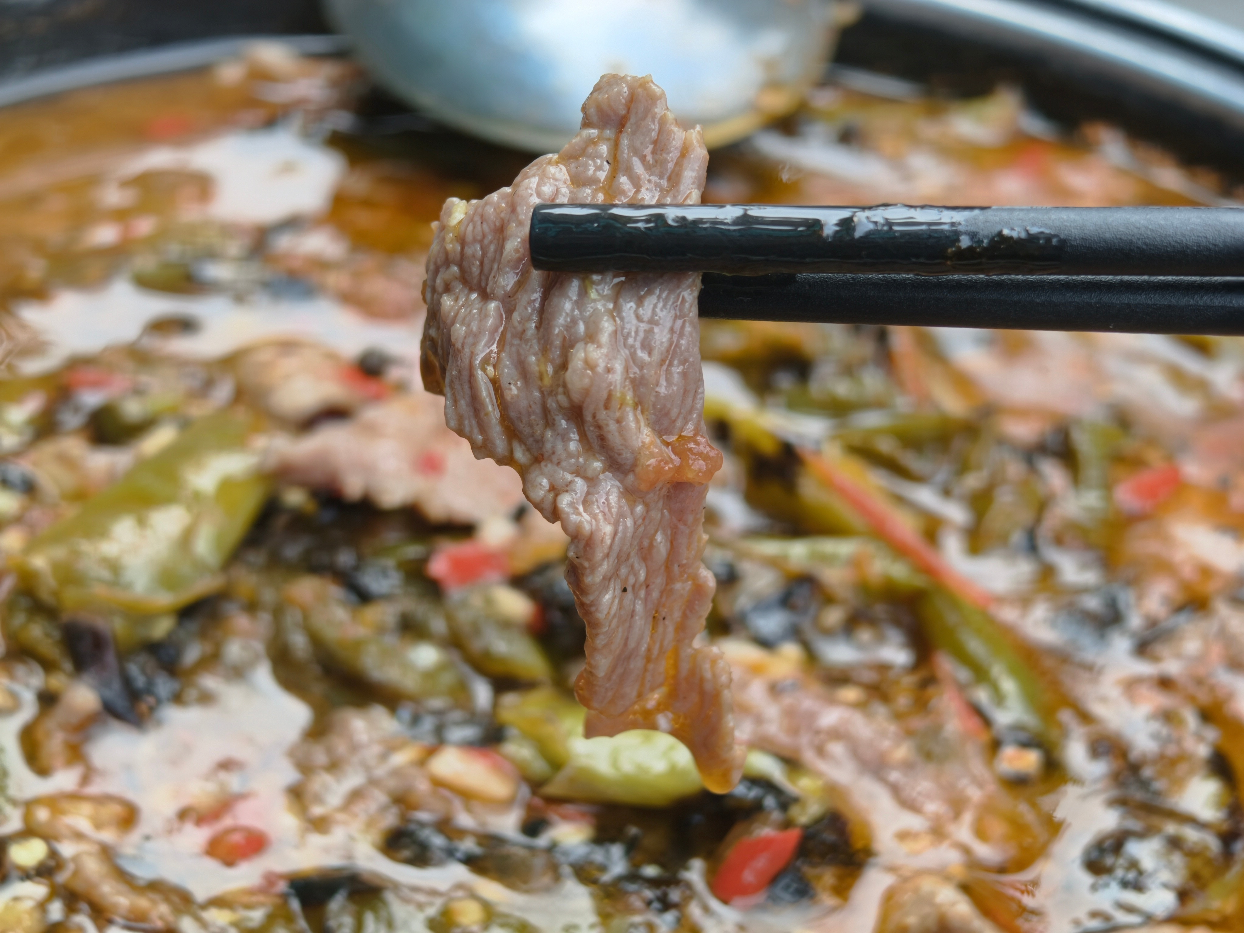 今天的午饭，烧椒牛肉火锅香迷糊了
