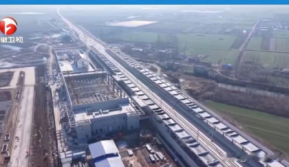 合肥到马鞍山今年将结束没有直达高铁的历史，下半年巢马城际会通车提起马鞍山市，它