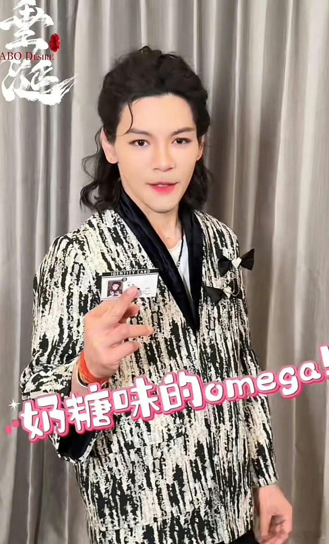 垂涎作者是向佐的表妹时常怀疑我自己的眼睛这段话信息量大的不像话。。。。我们一直以