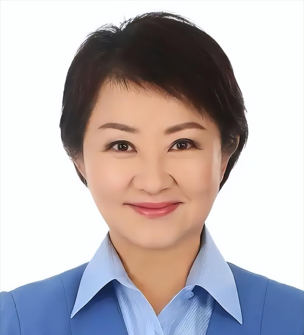 台中市长卢秀燕发表声明， 4月13日，针对郑丽文访陆落幕，大陆紧跟放出10项