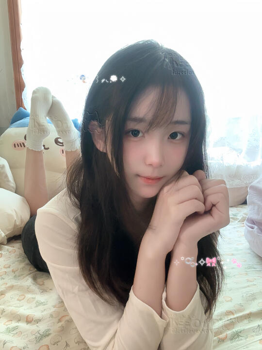 泥嚎这里是萌妹子( ̀⌄ ́)…