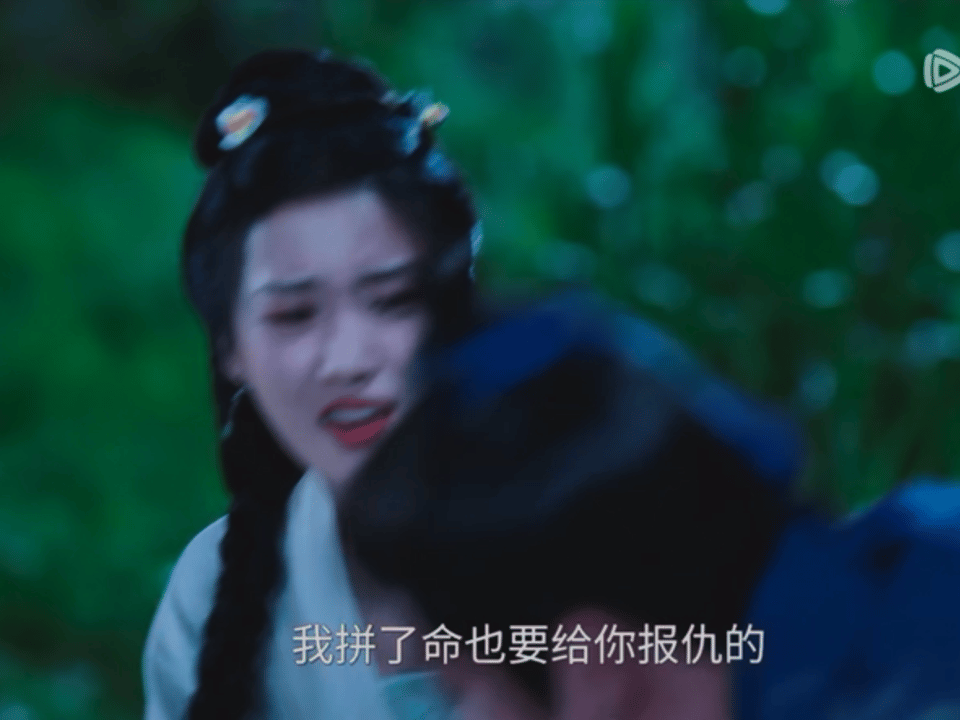 卢昱晓古装卢昱晓演哭戏笑场好几次了，她到底是怎么过的，导演真不敬业啊。​​​