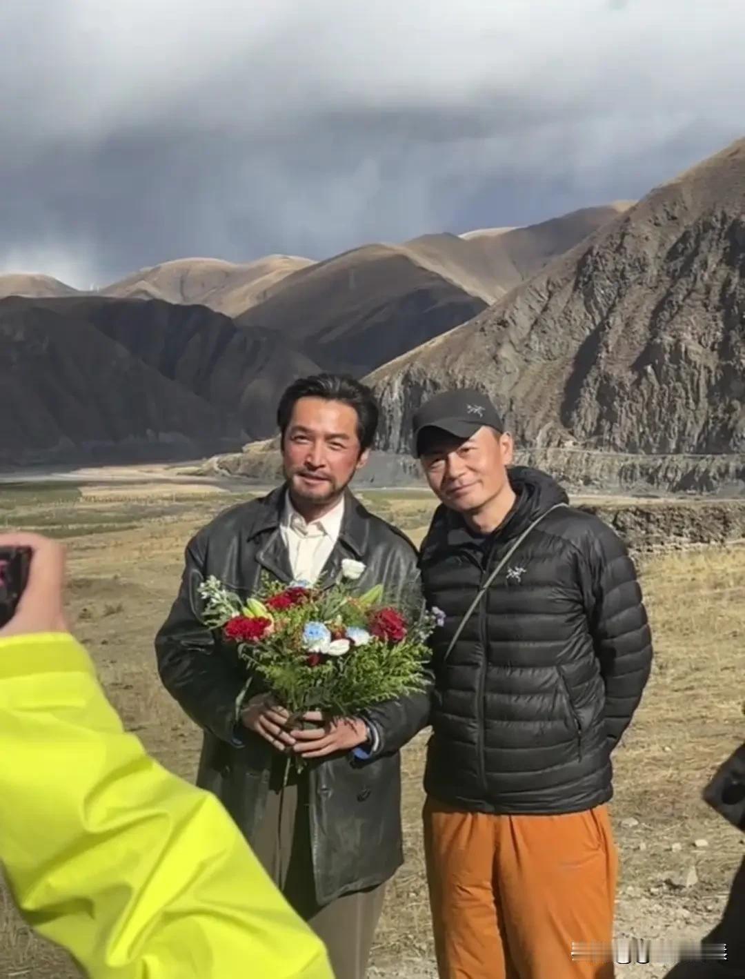 感觉胡歌如今越来越有内涵了，这形象适合演红军长征时候的周总理。