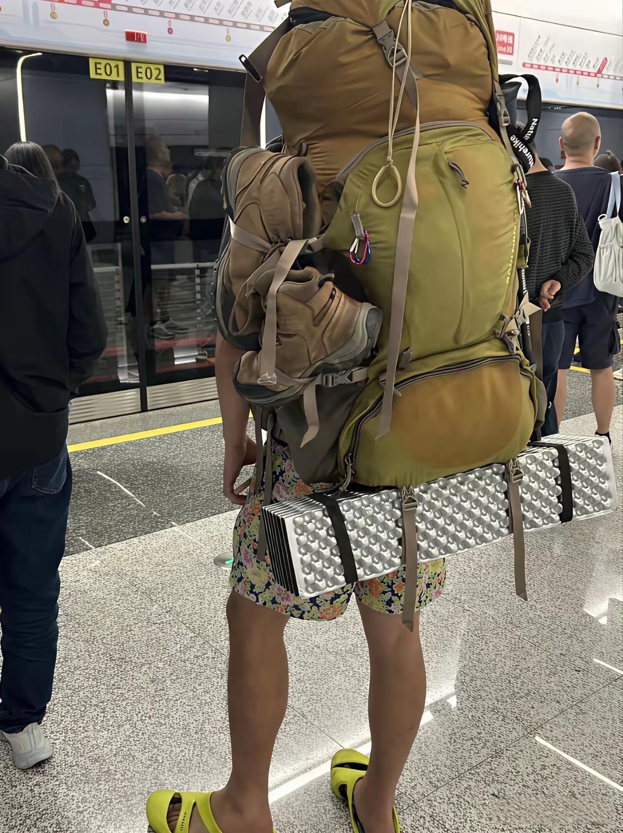 这身是干什么的啊