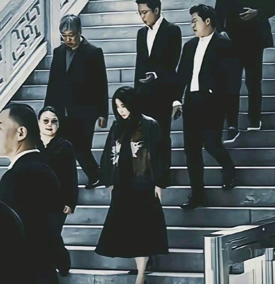 霍家是真宠啊！无人喊她“霍太太”，只知她叫郭晶晶。在香港豪门里，你见过几个媳妇敢