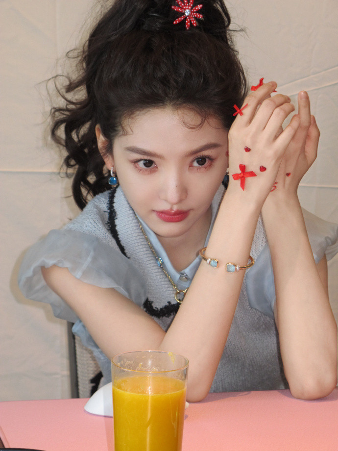 章若楠你就是小蛋糕！