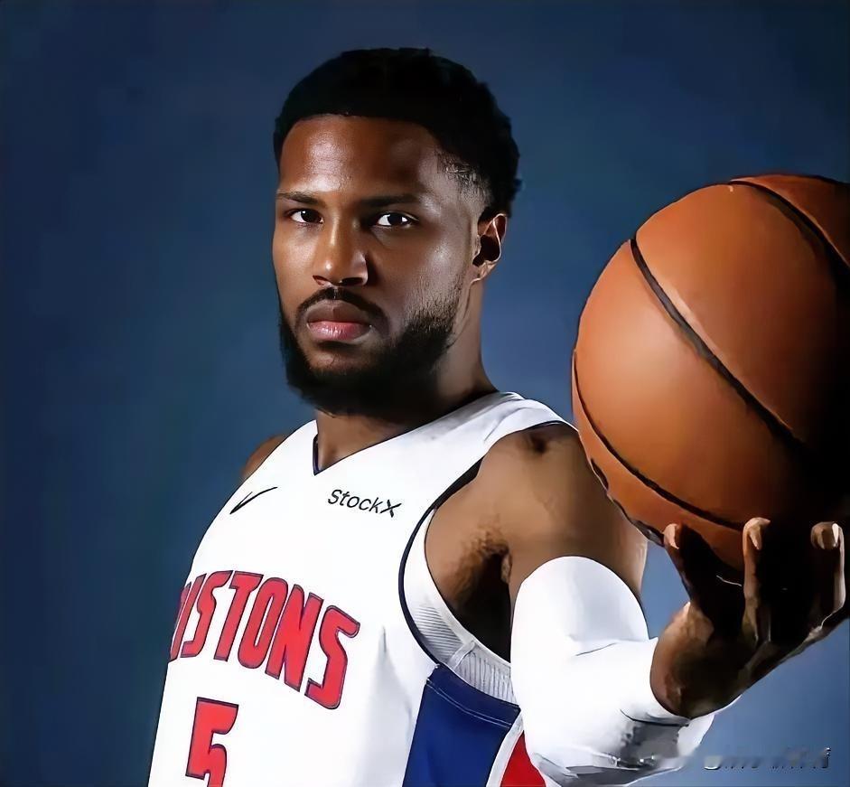 亨特即将被裁，辽篮第六外援浮出水面，杨鸣，刘子庆这次下定决心。亨特加盟辽篮后的