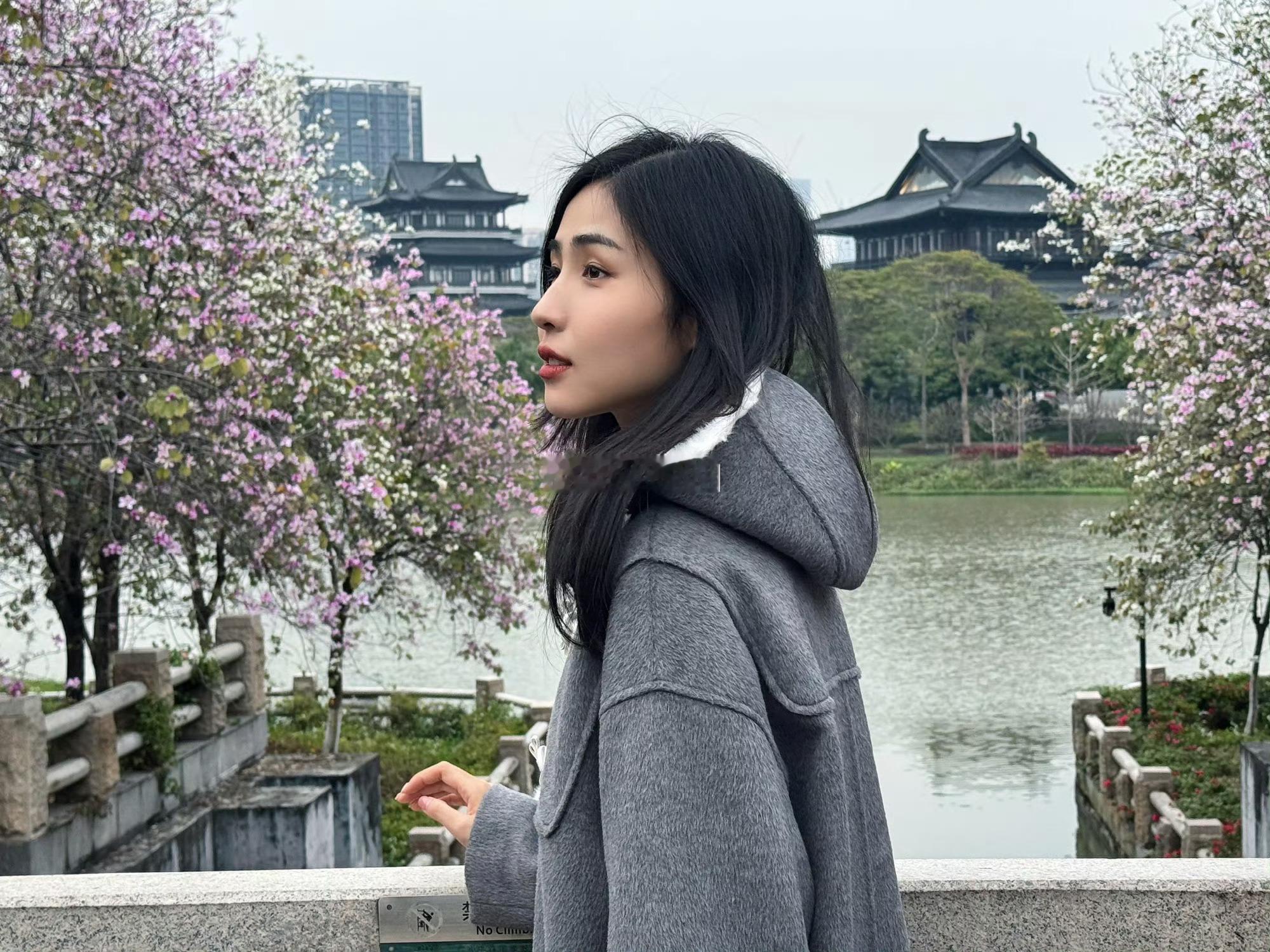 三个月瘦了32斤的侧脸变化侧脸总是那么美，中脸看着不一样​​​
