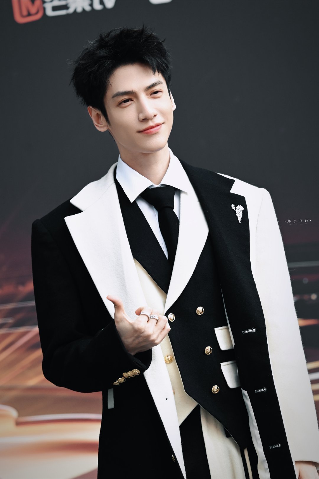 啊啊啊啊啊这么帅！​​​