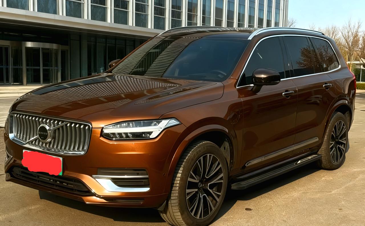 老款的沃尔沃xc90t8，随着新款的90t8开始陆陆续续的把价格降了下来，如果从