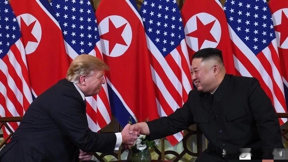 朝鲜领导人金正恩今天说：“如果美国尊重我国目前的地位，放弃对朝鲜的对抗政策……那