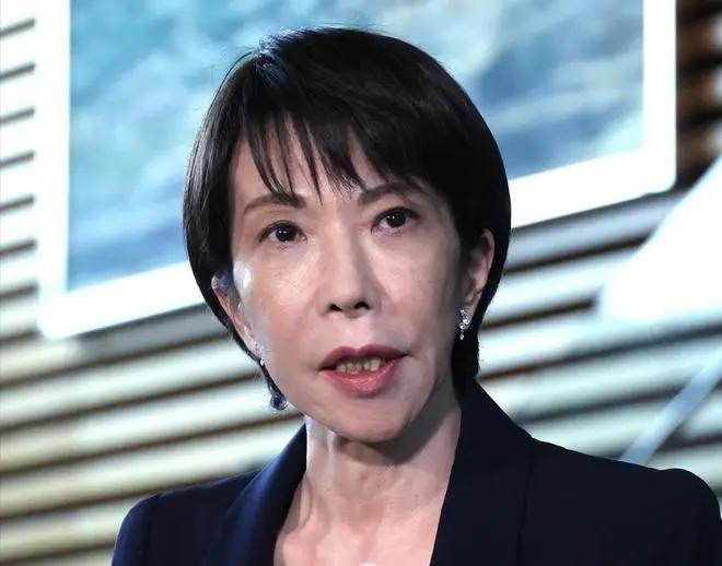 张召忠的预言或将成为现实：一旦美国崩塌，日俄会为四座岛开战吗？在他看来，美国在亚