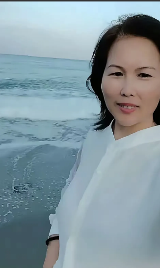 端午节，小杨阿姨晒大餐，给两宝做了一大桌美食，马筱梅辟谣合照端午节期间，小