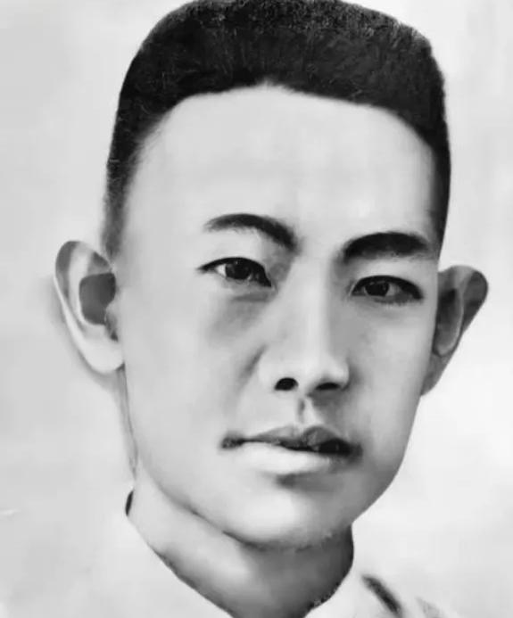 1952年毛主席视察青岛，听闻一大代表王尽美母亲在世，当场下达严厉命令：老人家有