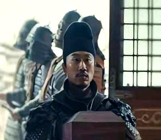 把你扶上位的权臣，想当众给你个下马威，怎么办？《太平年》里新君钱弘俶的操作，