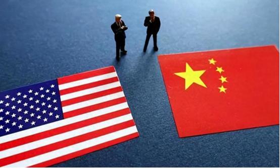 中美情况有变，特朗普民调崩了，奥托尔巴耶夫出山，美国衰落已定 就在中美微妙的