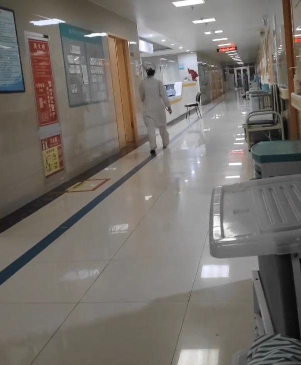 婆婆和公公前后生病，我忙里忙外，意外听到他和小叔子对话，我瞬间明白重男轻女有多可