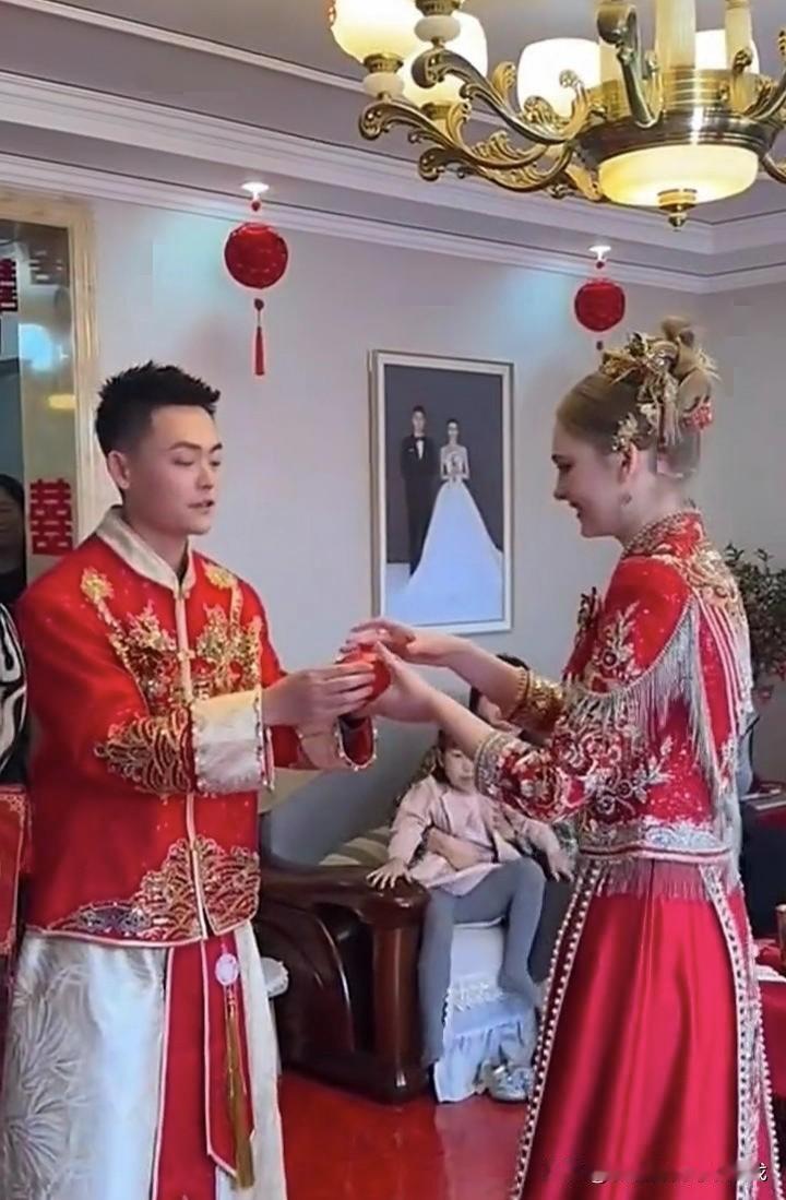 黑龙江和内蒙古那边的民政局突然透了底满洲里、黑河这些边境口岸这两年跟俄罗斯人