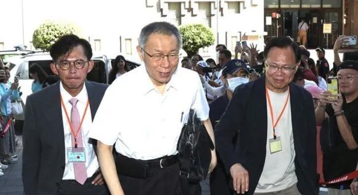 承认橘子搬运1000万现金柯文哲：想到橘子出境真爽台北地院今天（7日）