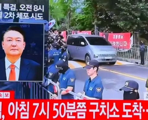 尹锡悦再次拒绝了韩国检察人员的传唤，而这次尹锡悦用的手段比上一次很不一样，上一次