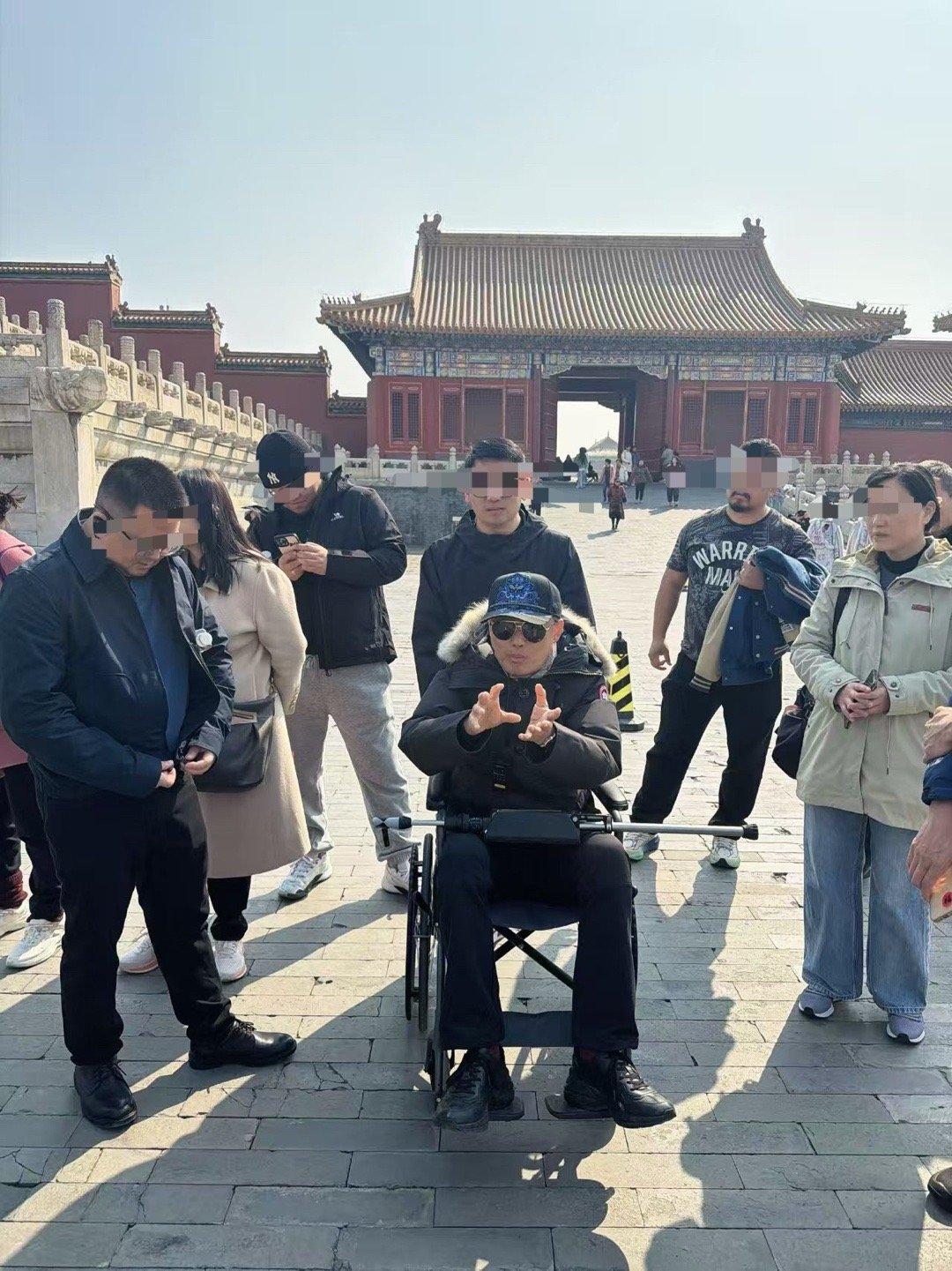 咦，历史发明家怎么年纪轻轻就坐上轮椅了？他发明历史的时候都没有想过要发明一样东