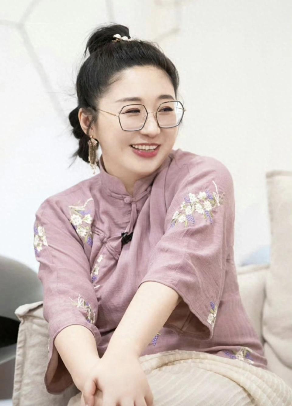 傅首尔与刘毅参加完《再见爱人第三季》后，两人就离婚了！傅首尔总结自己15