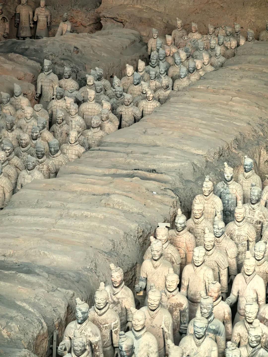 一半中国史，三分在陕西。可以确认的文字文物记载历史，西周在陕西宝鸡到西安这两个地