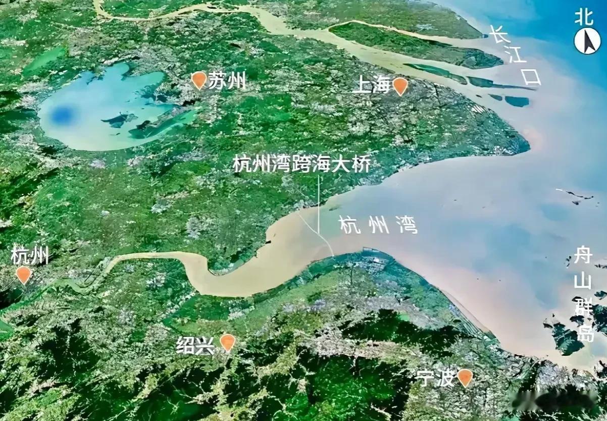 杭州虽然有杭州湾，可是杭州实际不靠海。但是，在如今的杭州还是能看到海浪的，钱塘江