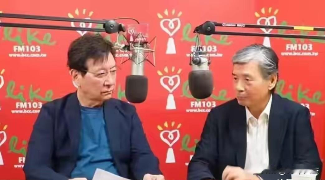 金溥聪把马英九基金会那点事现在弄得满城风雨，当初说什么他全权代表马英九处理，现在