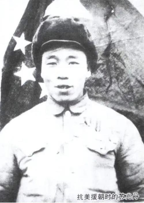 1951年，美军坦克向志愿军阵地冲来，可炮兵没接到命令，都不敢开炮，就在千钧一发