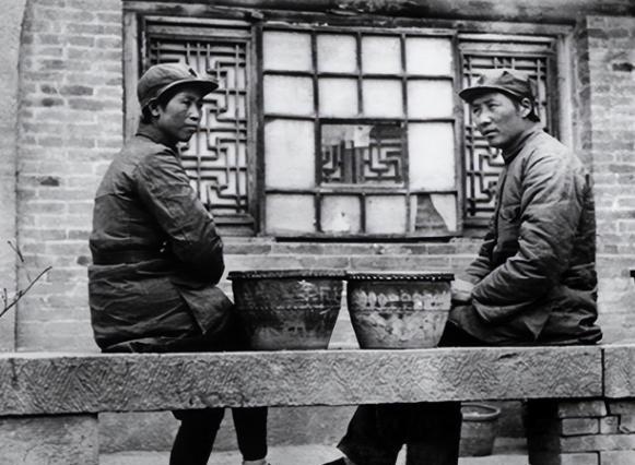 1939年，贺子珍知道毛主席再婚后失魂落魄，她找周总理评理，周总理说了这样一番话