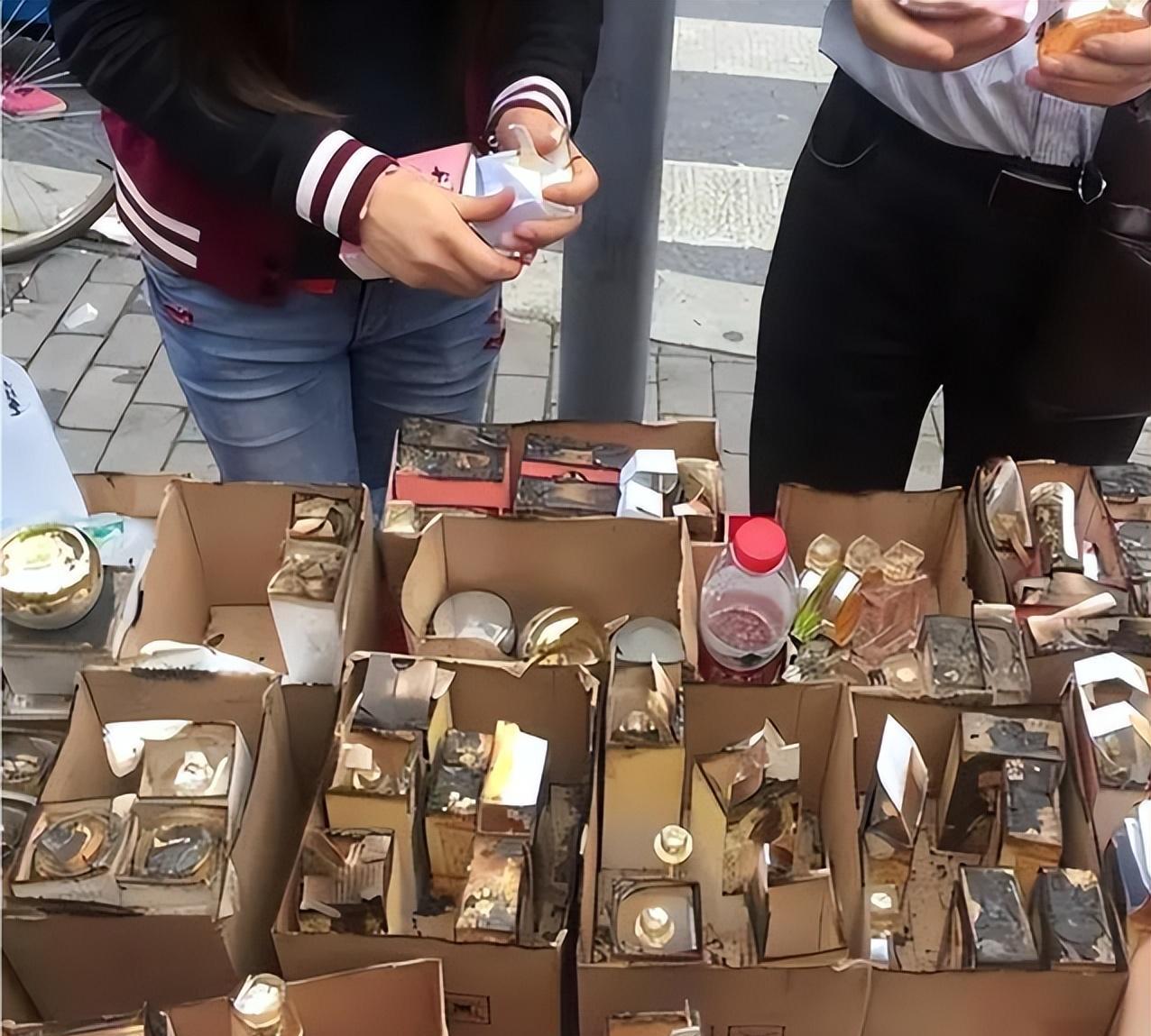几乎全是假货！利润高达2400%，为何有些消费者前赴后继争相购买我们国内的消费