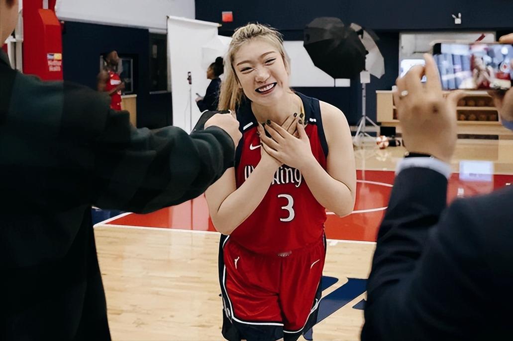 不实！李梦新签约，将加盟WNBA球队。截至2026年4月