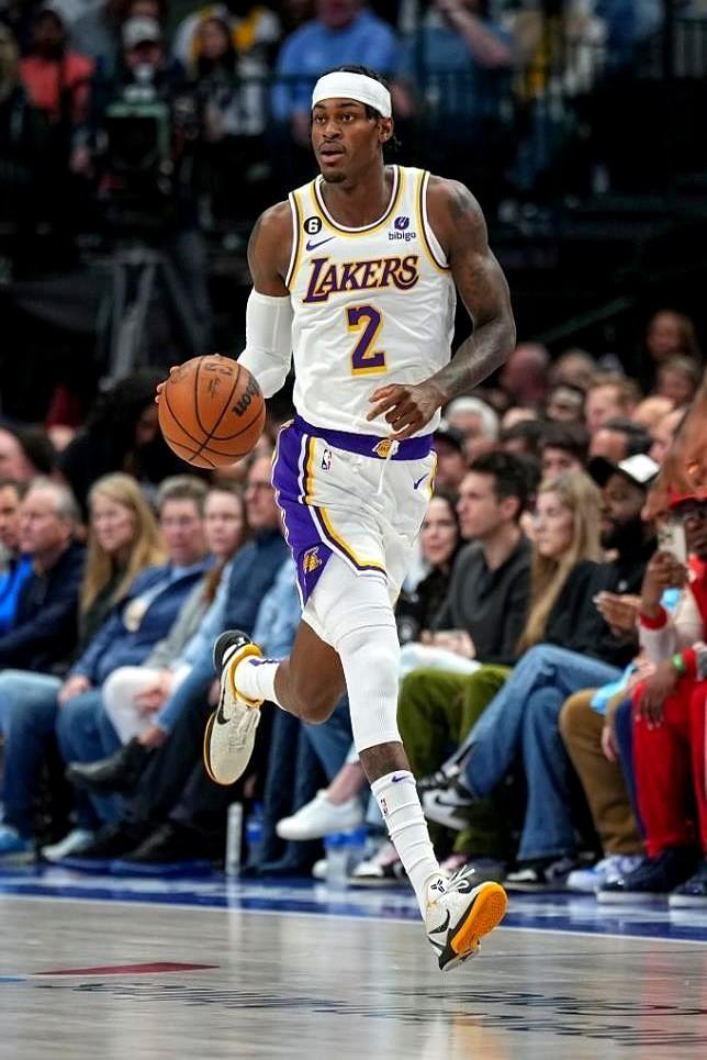 湖人血亏？用未来首轮+范德彪换琼斯，这波操作是神是鬼？