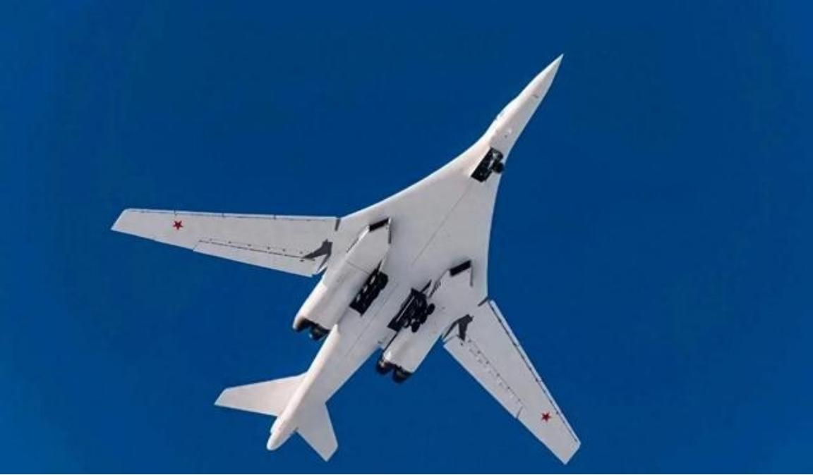 中国用了20年，才把乌克兰军工技术给吃透了，军事因此突飞猛进，可唯独留下了一大遗