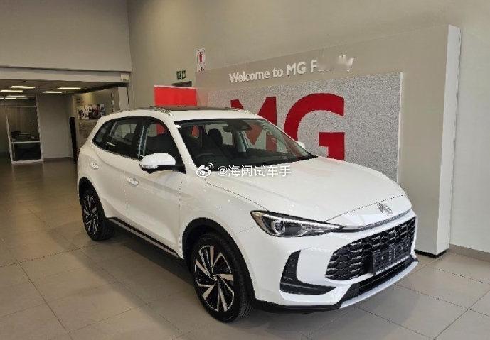 南非版MGZS，这是今年在南非上的牌，跑了六千多公里，1.5T+CVT+前