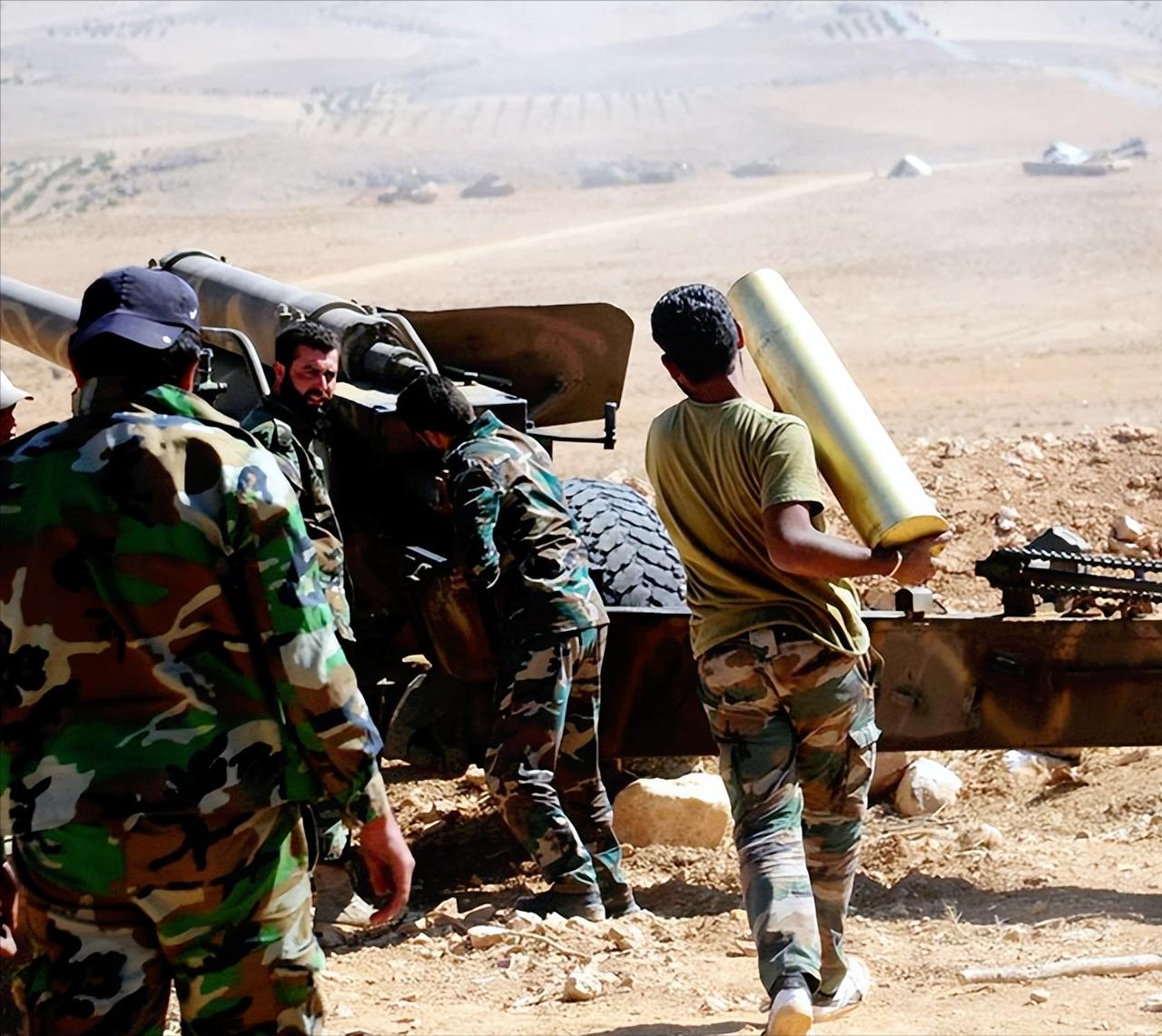 最近黎以边境又闹得沸沸扬扬，以色列放狠话不把真主党的武器全缴了，就跟黎巴嫩死磕到