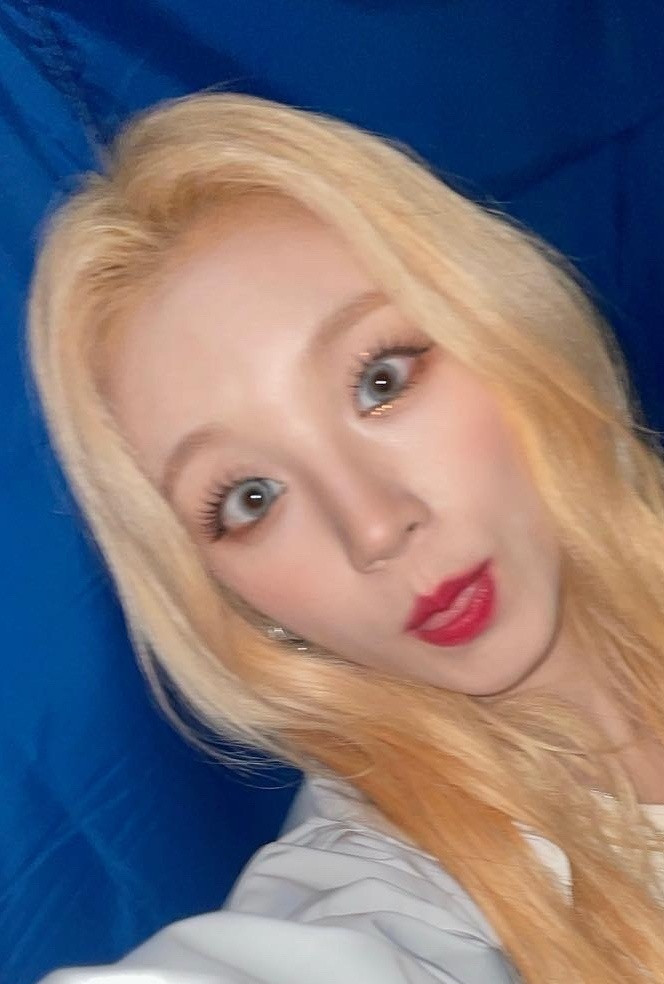 宋雨琦在复制粘贴的时代，你是手写的诗[玫瑰]​​​