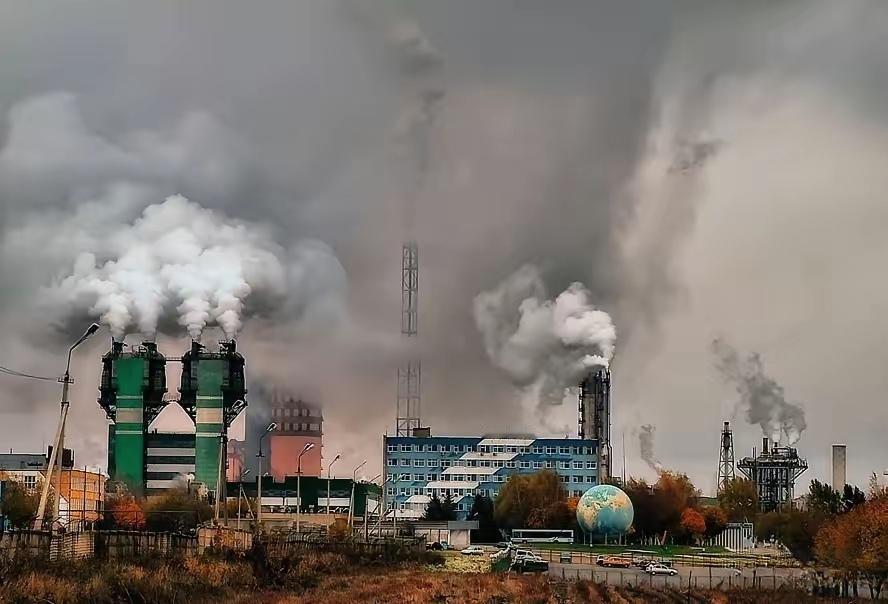 乌克兰安全局通报称，12月17日凌晨，乌克兰对位于斯摩棱斯克州的股份公司多罗戈布