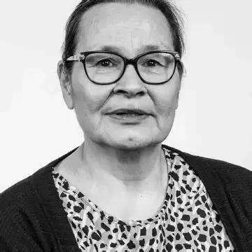 这张照片是一位格陵兰岛媒体记者JensineBerthelsen，尽管面容还是