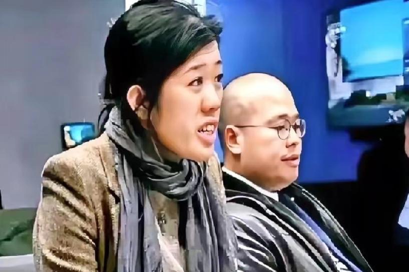 昨天，香港《卫报》报道:“黎智英女儿在美国对媒体说，其父获释后愿专注家庭，此前其