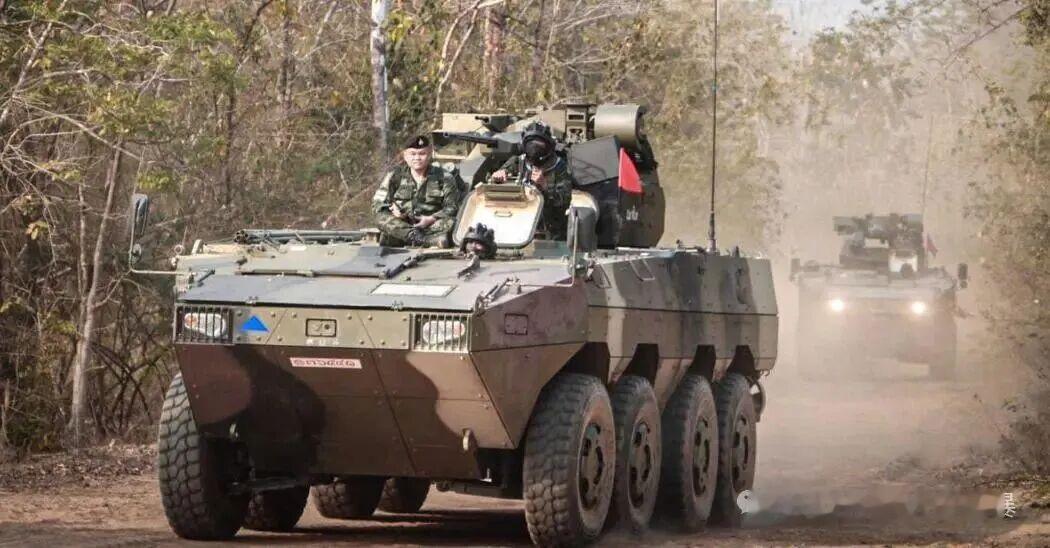 泰军最强中式步战车VN1参战，比我军配置还高，与VT4组成中械战队。柬埔寨🇰?