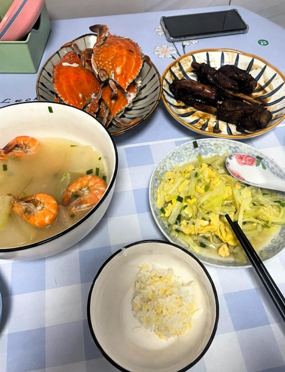 真的是服了我家婆了！和老公结婚几年了，家里都知道我不喜欢吃洋葱，可是每次家婆叫我