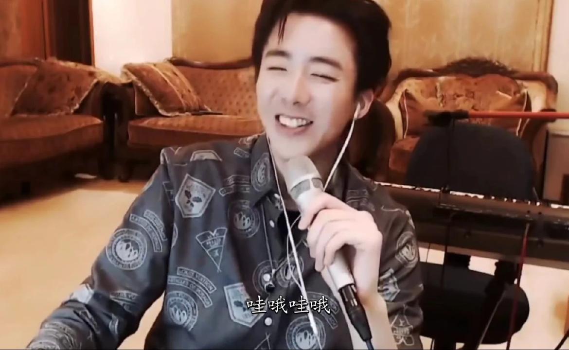 我永远爱他开心快乐笑眼弯弯的样子，爱惨了这个撒娇合集＃刘宇宁