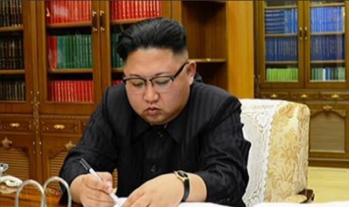 金正恩拍板，作出一个前所未有重大决定，靠近中朝边境。2025年8月2日，朝鲜中