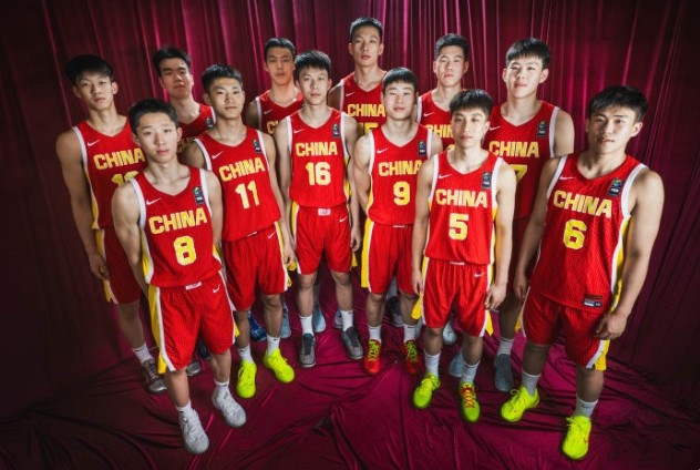 媒体人: 国青有一些兼具天赋与潜质 盼保持锐气和努力早日为国效力