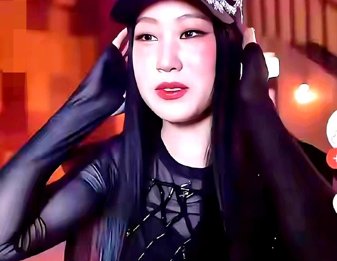 小沈阳女儿出道，百分之百是沈春阳的主意，因为赵本山都说过，小沈阳媳妇为人处世厉害