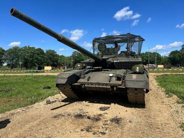 俄罗斯将投产新型T-90M2主战坦克俄罗斯国防工业正准备启动T-90M2主战