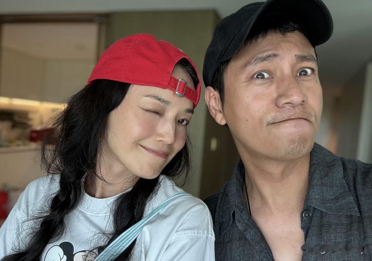 近日舒淇自编自导的处女作电影入围威尼斯电影节，这可是大花女演员成功转型导演，首部